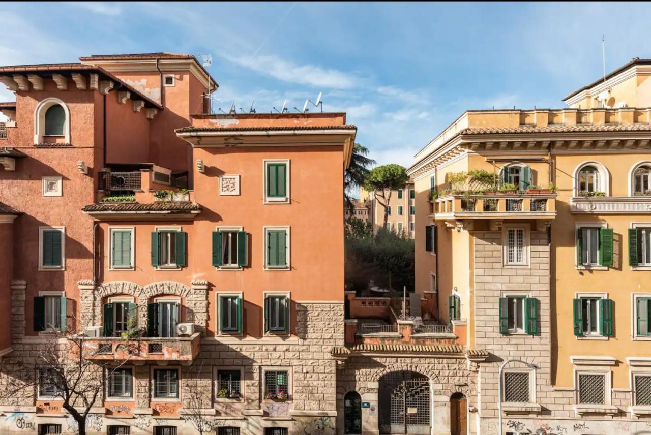 Appartamento Re Di Roma-suite Colosseo Modern Space With Free Netflix And Wifi *